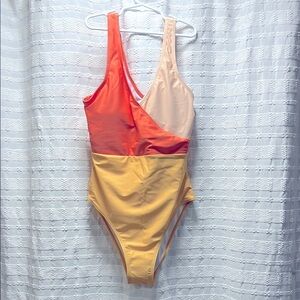 Colorblock One-Piece Swimsuit